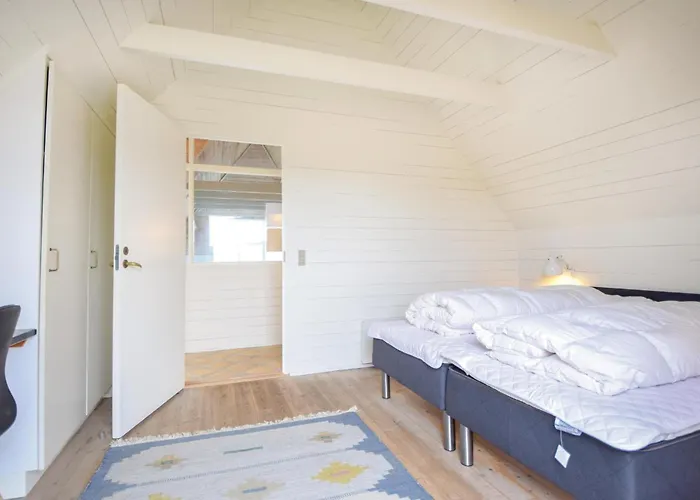 Semesterbostad Amazing In With Wifi Blåvand